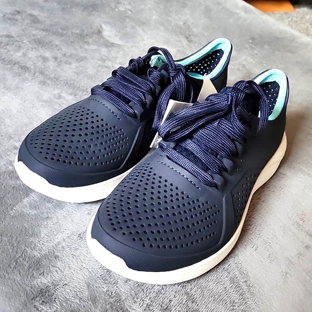 Croc 360 Lite Ride Navy shoes